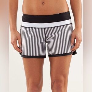 Lululemon Groovy Run Short